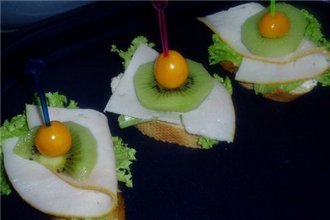 Бутерброды “Лёгкая экзотика”
