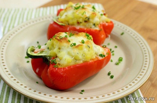 Фаршированные перцы с помидорами и картошкой в духовке