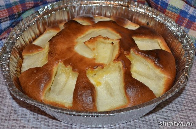 Пирог с дыней и яблоками