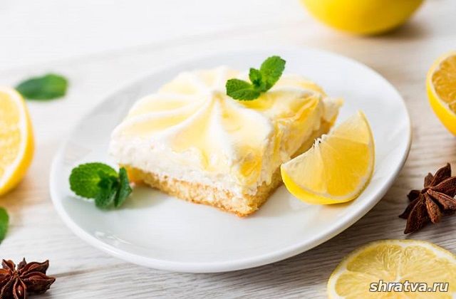 Лимонный ПП-пирог с кремом из йогурта