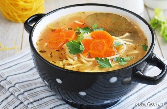 Постный суп с домашней лапшой