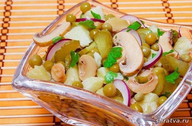 Постный картофельный салат с грибами