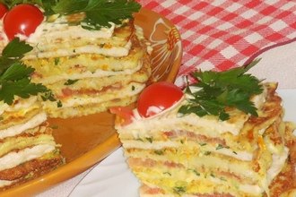 Кабачково-куриный тортик с овощами