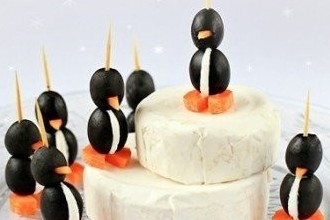 Пингвинчики из оливок и сыра