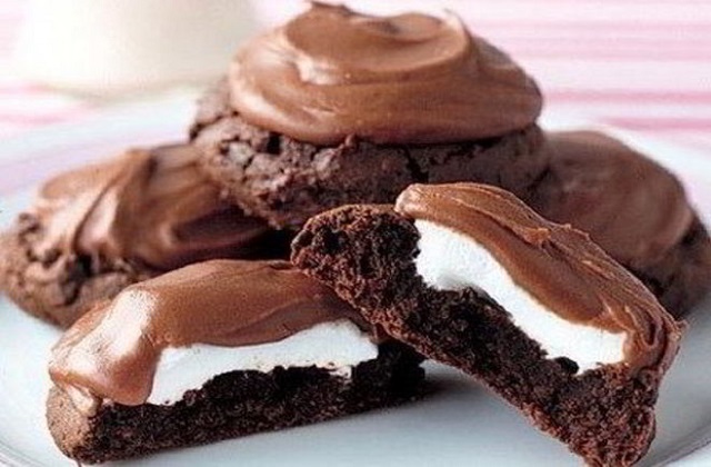 Шоколадное печенье с зефиром